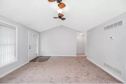 39 Westchester Court, Hudson, NH 03051 - Photo 5
