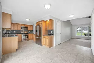 39 Westchester Ct, Hudson, NH 03051 - Photo 9