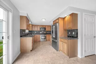 39 Westchester Ct, Hudson, NH 03051 - Photo 11