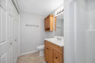 39 Westchester Ct, Hudson, NH 03051 - Photo 7