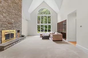 3 Oak Ln, Stratham, NH 03885 - Photo 5