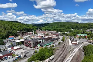 32 S Main St, Lebanon, NH 03784 - Photo 29