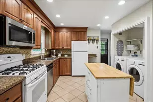 165 Tory Rd, Manchester, NH 03104 - Photo 11