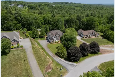 12 Rachel Way, Bedford, NH 03110 - Photo 3