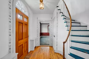 357 Maplewood Ave, Portsmouth, NH 03801 - Photo 5