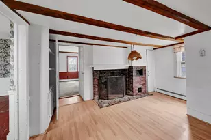 357 Maplewood Ave, Portsmouth, NH 03801 - Photo 3