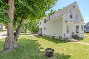 54 Maple St, Rochester, NH 03867 - Photo 5