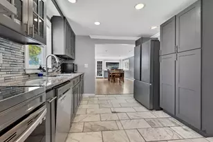 24 Blanchard St, Nashua, NH 03060 - Photo 19