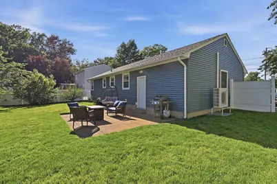 37 W Glenwood Street, Nashua, NH 03060 - Photo 25