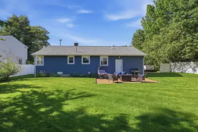 37 W Glenwood Street, Nashua, NH 03060 - Photo 23