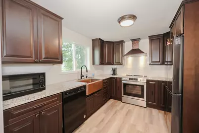 31 Grove Avenue, Salem, NH 03079 - Photo 7