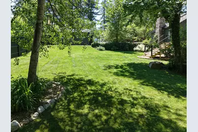31 Grove Avenue, Salem, NH 03079 - Photo 49