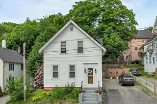 20 Baldwin St, Laconia, NH 03246 - Photo 1