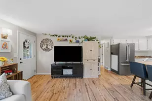 85 Belmont Dr, Merrimack, NH 03054 - Photo 11