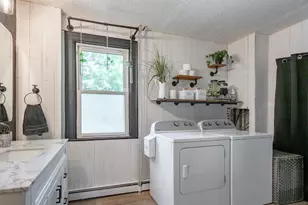 241 Pembroke St, Pembroke, NH 03275 - Photo 15
