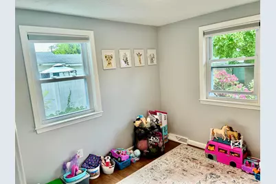 108 Peak Street, Manchester, NH 03104 - Photo 19
