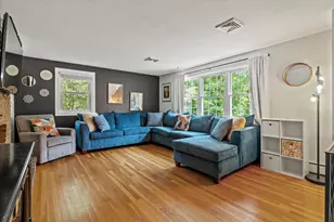 37 Pine Ridge Dr, Candia, NH 03034 - Photo 13