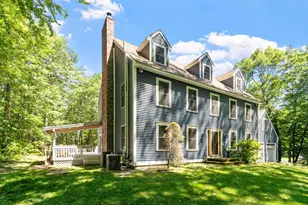 2 Dubeau Dr, Derry, NH 03038 - Photo 3
