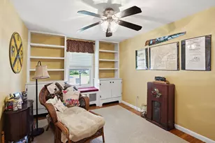 51 Kilby St, Manchester, NH 03103 - Photo 15