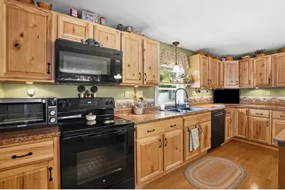51 Kilby Street, Manchester, NH 03103 - Photo 17