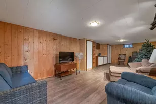 21 Acton St, Nashua, NH 03060 - Photo 33