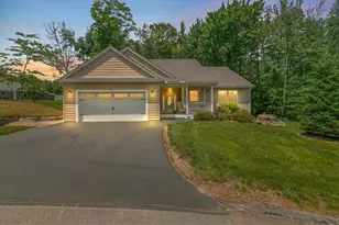 25 Ridgeview Dr, Candia, NH 03034 - Photo 1