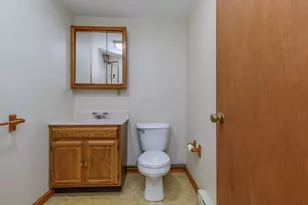 90-100 Dawson Ave, Manchester, NH 03104 - Photo 31