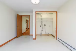 90 Dawson Ave, Manchester, NH 03104 - Photo 27