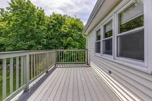 90 Dawson Ave, Manchester, NH 03104 - Photo 33