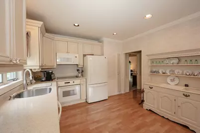 27 Eastman Street, Nashua, NH 03060 - Photo 13