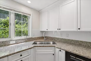 28 Brick Mill Rd, Bedford, NH 03110 - Photo 17