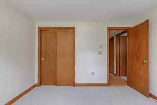 100 Dawson Ave, Manchester, NH 03104 - Photo 17