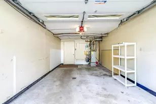 100 Dawson Ave, Manchester, NH 03104 - Photo 29
