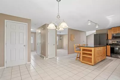 153 Fleming Street, Manchester, NH 03104 - Photo 9
