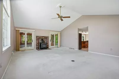 153 Fleming Street, Manchester, NH 03104 - Photo 13