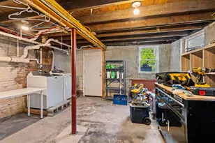 239 Cass St, Portsmouth, NH 03801 - Photo 31