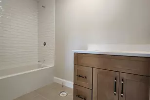 4 Campbell Way, Windham, NH 03087 - Photo 25