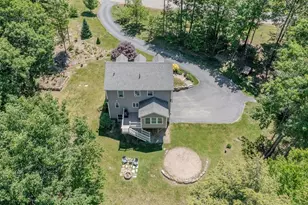 2 Gerrior Dr, Nottingham, NH 03290 - Photo 7