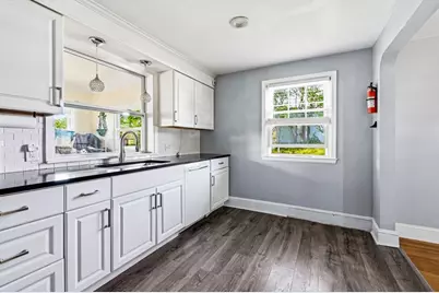 20 Upland Street, Manchester, NH 03102 - Photo 5