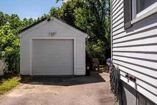 20 Upland St, Manchester, NH 03102 - Photo 21