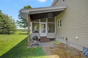 92 Mallard Dr, Alton, NH 03809 - Photo 7