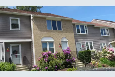 17 Oakwood Circle #2, Goffstown, NH 03045 - Photo 3