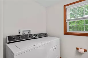 43 Sage Ct, Goffstown, NH 03045 - Photo 15