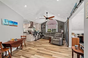 36 Elm St, Alton, NH 03810 - Photo 5