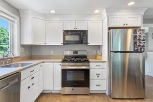 35 Western Ave, Rochester, NH 03867 - Photo 3