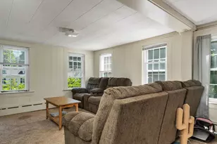 9 Crescent St, Laconia, NH 03246 - Photo 17