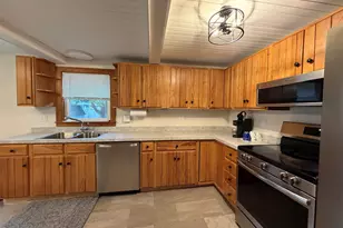 24 Pine St, Gorham, NH 03581 - Photo 5