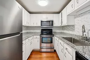 55 River Rd, Manchester, NH 03104 - Photo 3