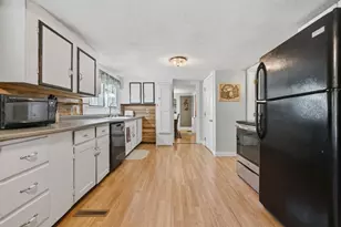 15 S Main St, Newton, NH 03858 - Photo 25