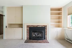 128 Hilltop Pl, New London, NH 03257 - Photo 19